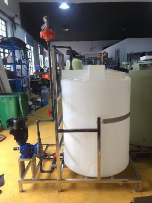 單桶單泵加藥設(shè)備