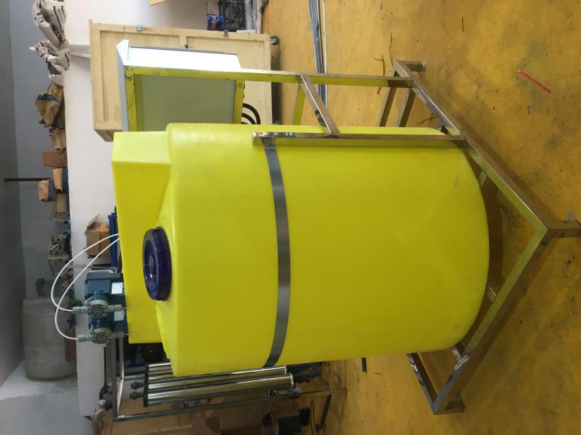 單桶加藥設(shè)備