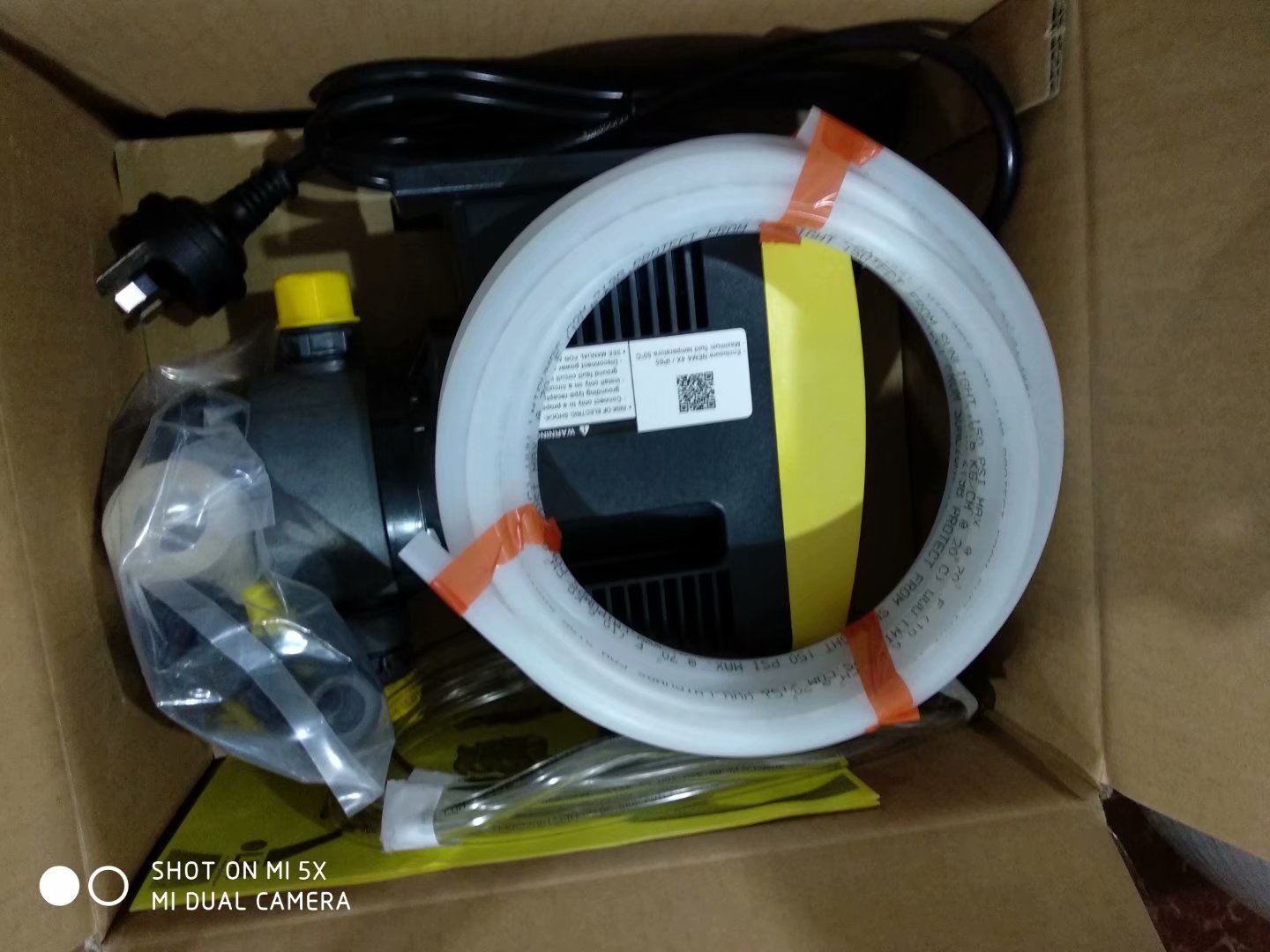 米頓羅電磁計(jì)量泵P056-738NI-12 (4).jpeg